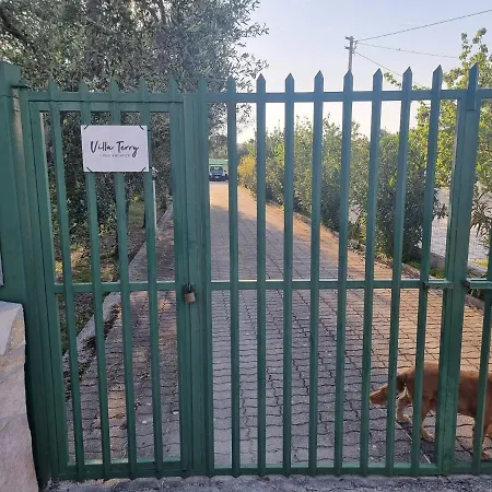 Tatil Evi Terry